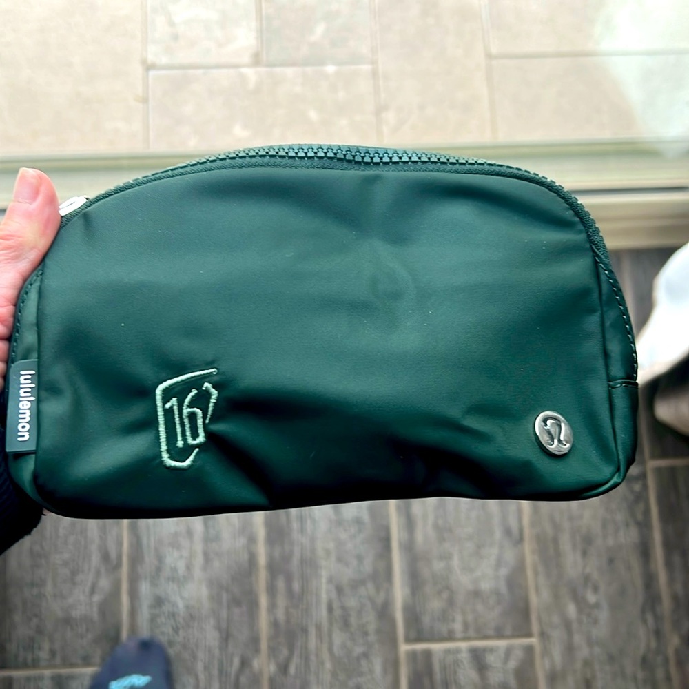Lululemon Waste Management Phoenix Open 16th Hole Everywhere Bag NWT